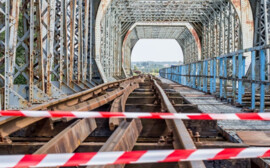 В Набережных Челнах за 13,3 млн рублей подсветят мост через Мелекеску