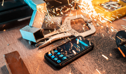Сверхпрочный смартфон OUKITEL WP21 с двойным дисплеем – инновация для тех, кто хочет успевать больше
