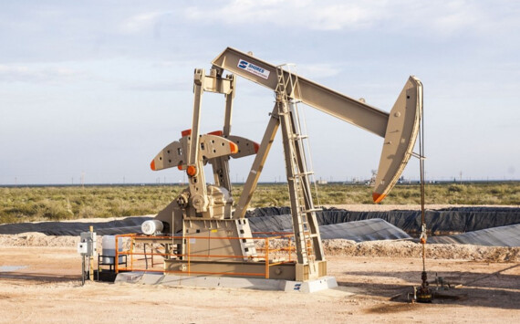 Минниханов назвал нефтедобычу базовой отраслью экономики Татарстана