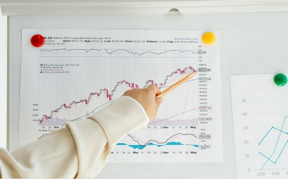 Экономист Задорнов предупредил о риске разгона инфляции в течение четырех месяцев
