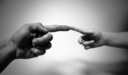 Сытый голодного не поймет? Или все-таки вы сможете напрячь воображение?  