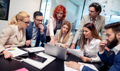 Приложение CashDay поможет решить проблему ведения CRM и повышения мотивации персонала