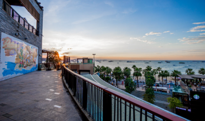 Торговый центр Central Pattaya приглашает гостей из России в Таиланд на крупнейшую распродажу года