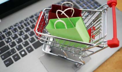 Глава Татарстана посетил распределительный центр X5 Retail Group