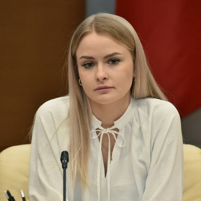 ПЕТРОВА Арина
